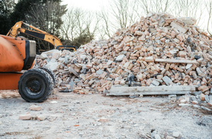 Everything You Need to Know Before Booking a Construction Debris Removal Service